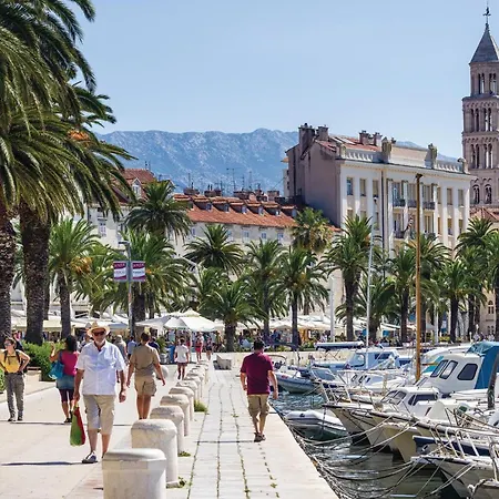 アパート With Sea View Vii *